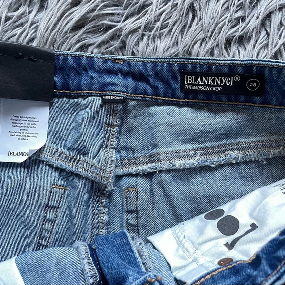 BLANK NYC madison crop high-rise denim - Picture 9 of 9